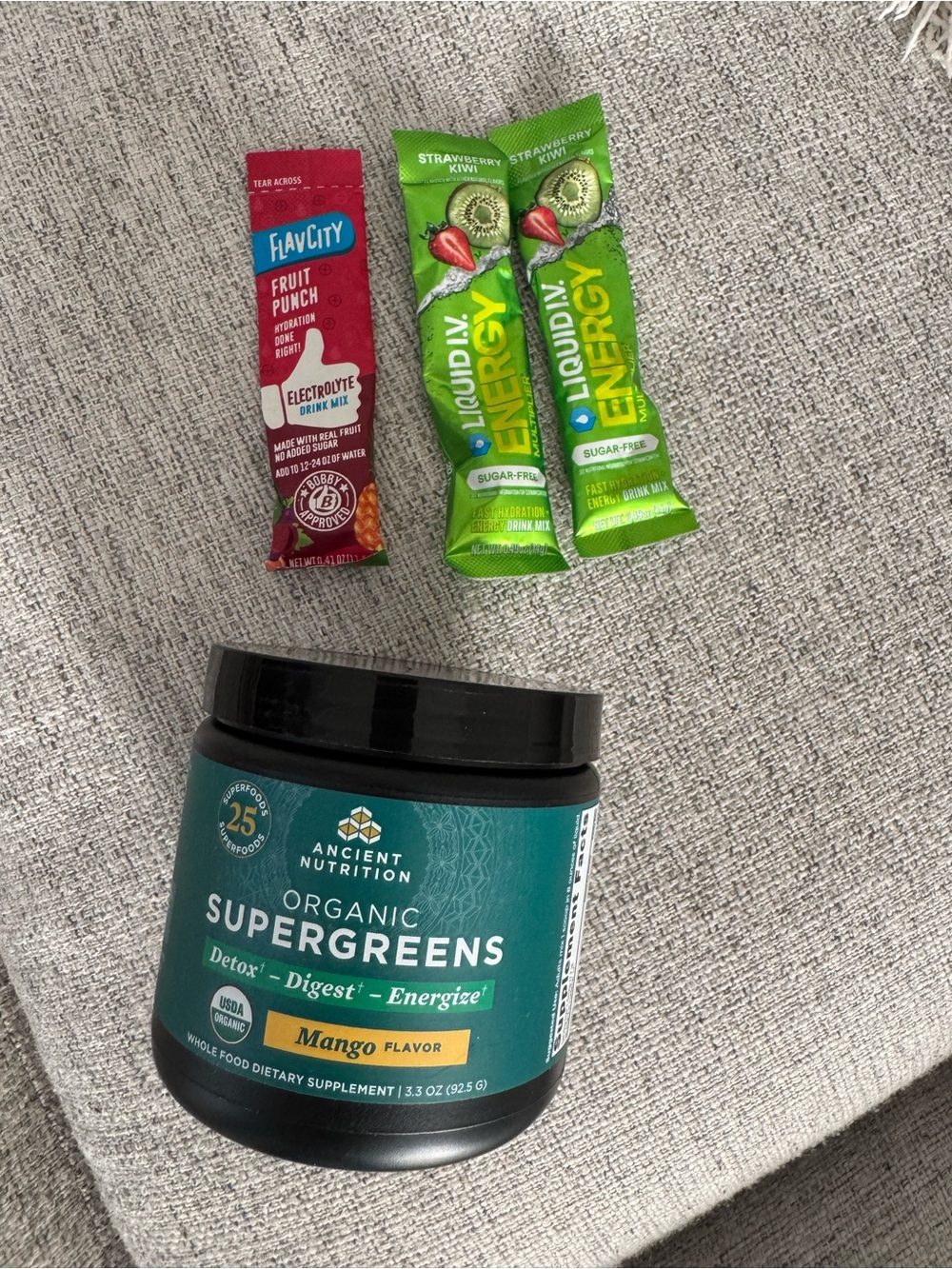 Organic Supergreens Mango - Organic Supergreens Powder (Green)